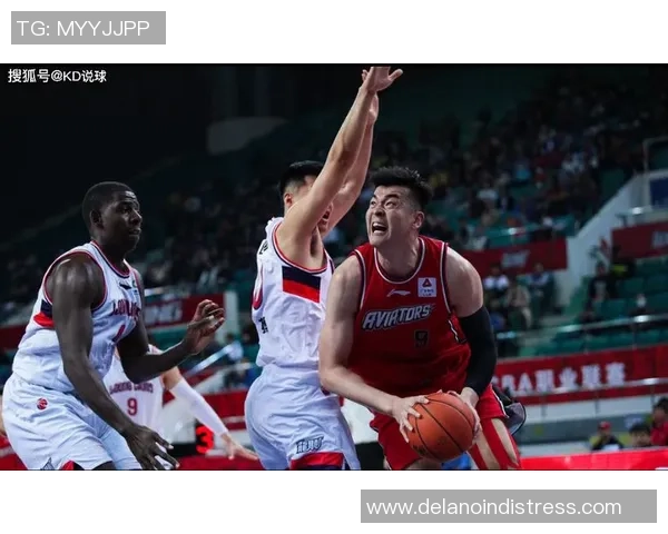 深圳篮球队在洲际杯中的个人能力表现分析与点评